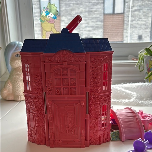 2002 Fisher price sweet streets Playhouse with accessories - Picture 3 of 4